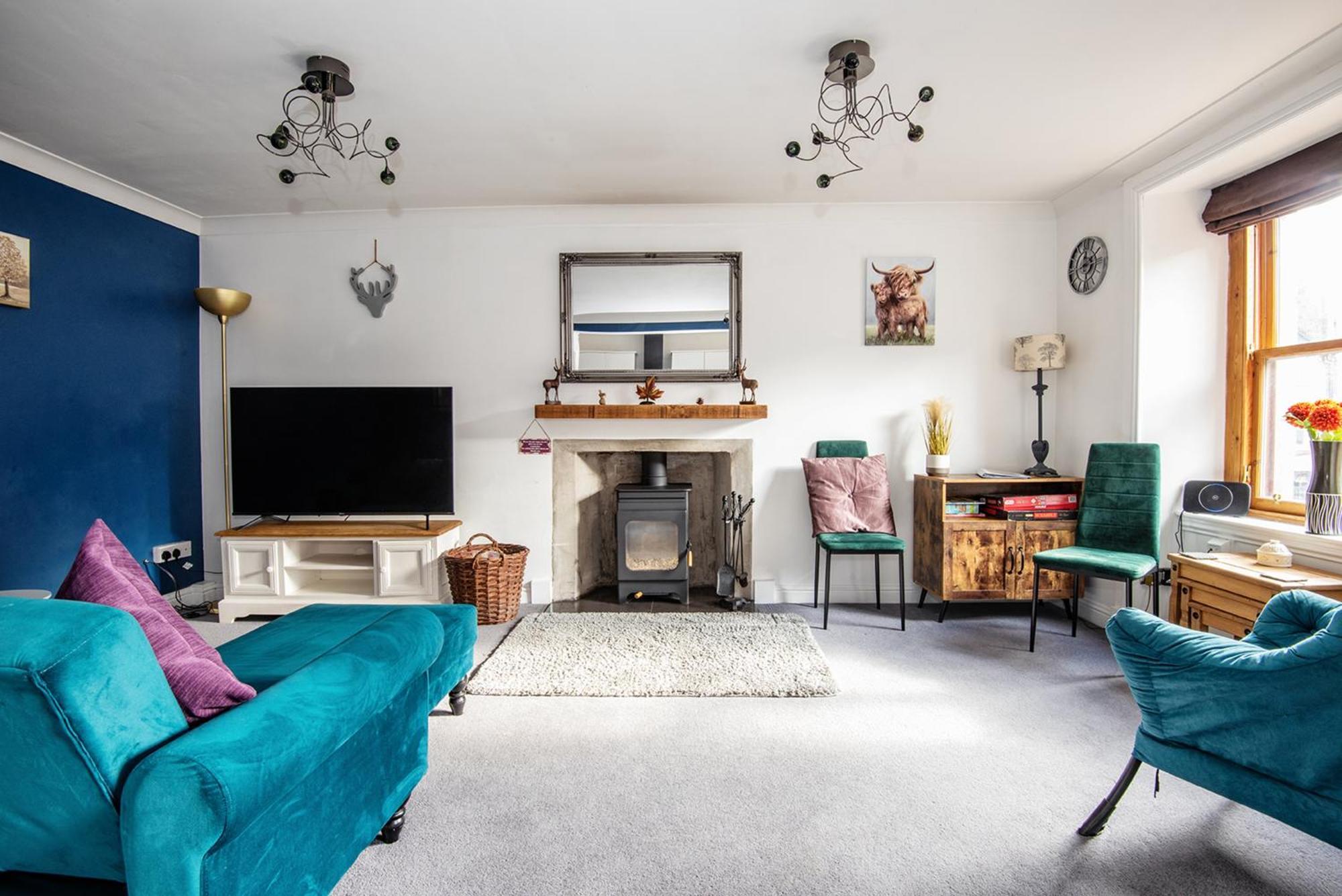 Charming 2 Bedroom Flat In The Heart Of Kirriemuir Extérieur photo